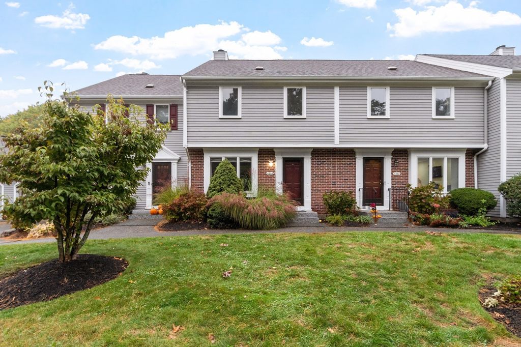 4302 Deerfield Circle 4302, Peabody, MA 01960