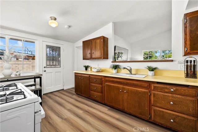 7761 Davmor, Stanton, CA 90680