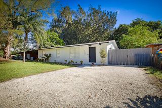 1800 NW 14th Avenue, Fort Lauderdale, FL 33311