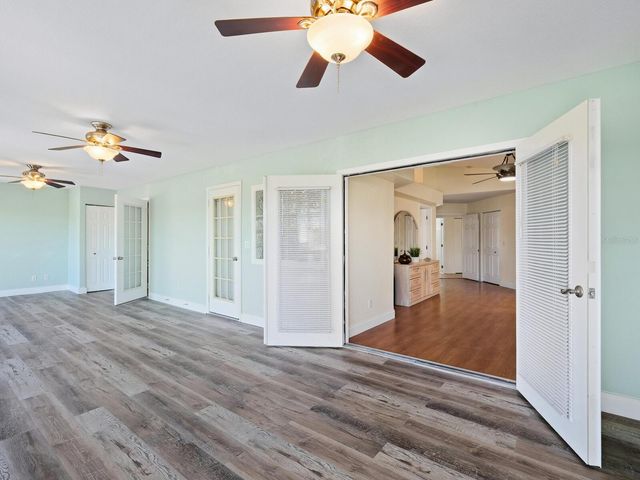 605 AVENIDA DE MAYO, Sarasota, FL 34242