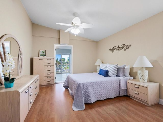 605 AVENIDA DE MAYO, Sarasota, FL 34242