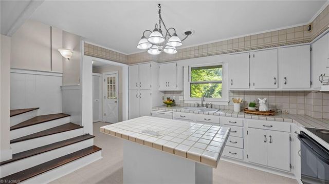 3068 Rock Hill Road, Burlington, NC 27215