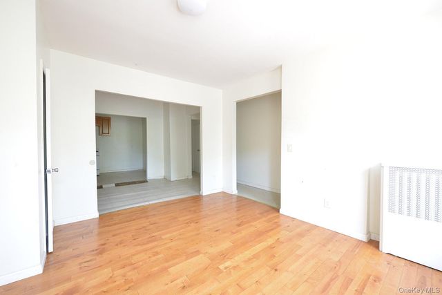350 Montauk Avenue, Brooklyn, NY 11208