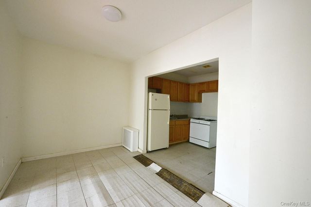 350 Montauk Avenue, Brooklyn, NY 11208