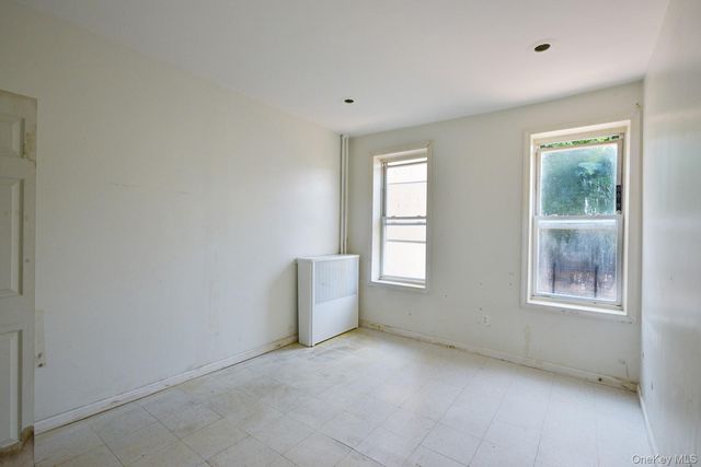 350 Montauk Avenue, Brooklyn, NY 11208