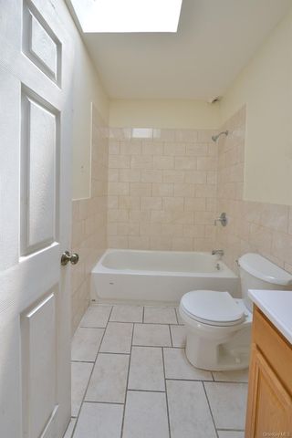 350 Montauk Avenue, Brooklyn, NY 11208