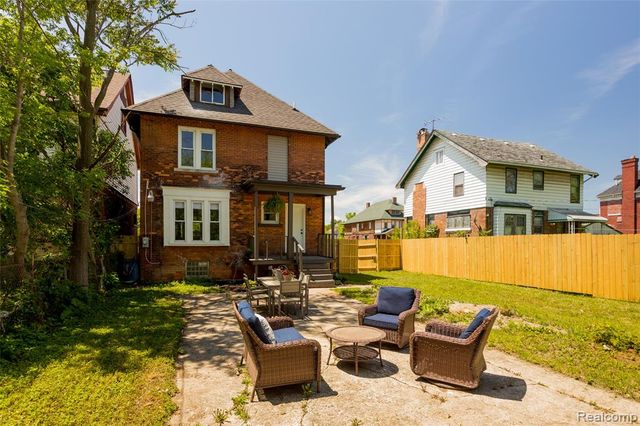 1494 Bewick Street, Detroit, MI 48214