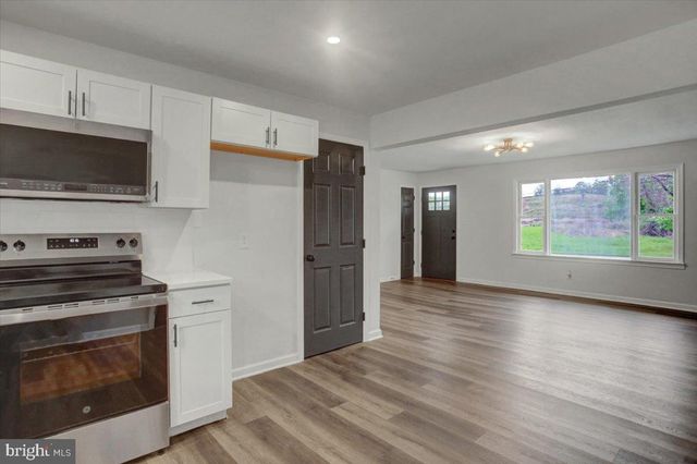 1095 CIDER PRESS ROAD, Chambersburg, PA 17202