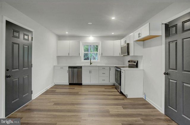 1095 CIDER PRESS ROAD, Chambersburg, PA 17202