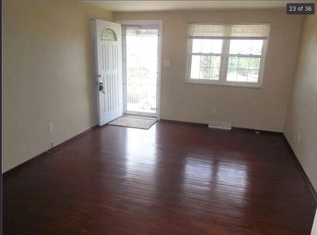 1911 Nash Ave, Penn Hills, PA 15235