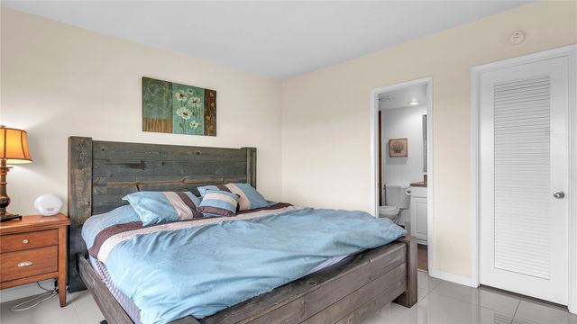 3150 N Palm Aire Dr 909, Pompano Beach, FL 33069