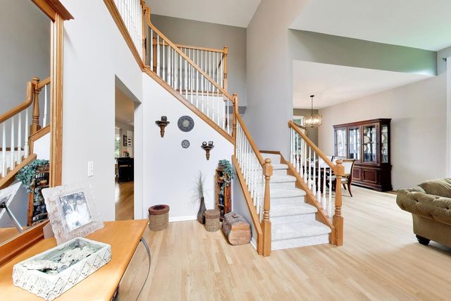 4783 Clearwater Lane, Naperville, IL 60564