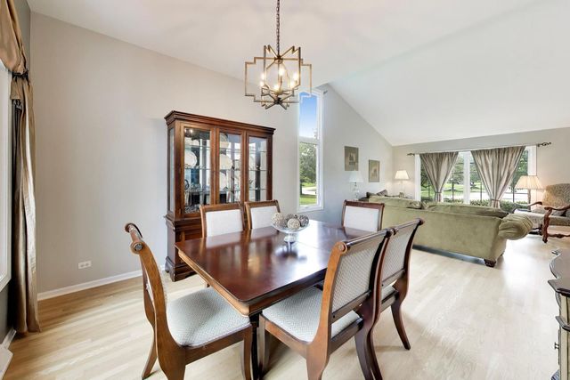 4783 Clearwater Lane, Naperville, IL 60564