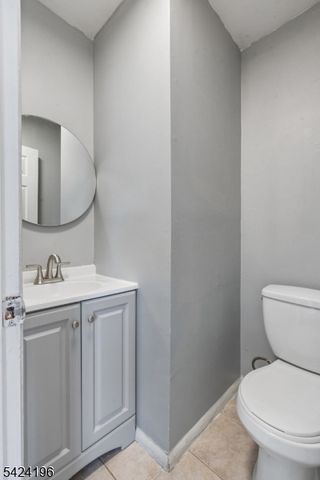 577 Berlant Ave, Roselle Boro, NJ 07203