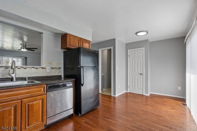 577 Berlant Ave, Roselle Boro, NJ 07203