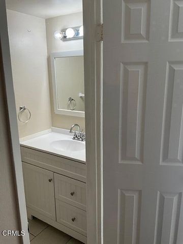 1331 Casa San Carlos Lane C, Oxnard, CA 93033