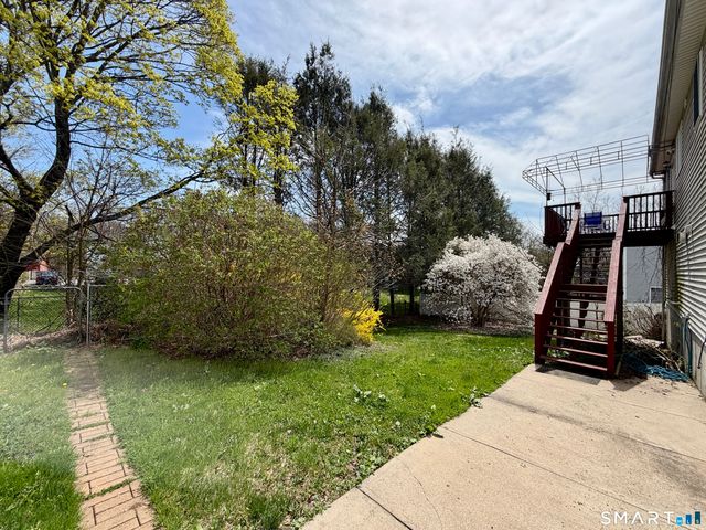 24 Quarry Street, Norwich, CT 06360