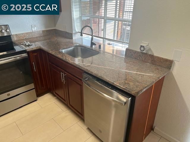 1975 Bonifacio St 5, Concord, CA 94520