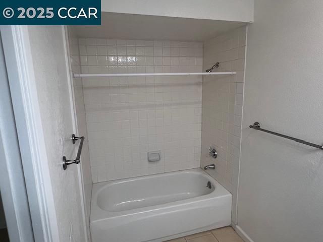 1975 Bonifacio St 5, Concord, CA 94520