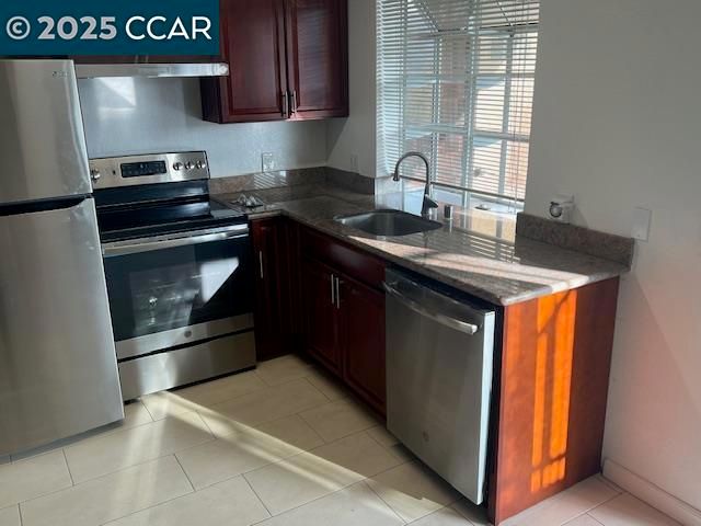 1975 Bonifacio St 5, Concord, CA 94520