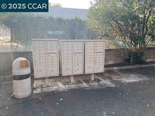 1975 Bonifacio St 5, Concord, CA 94520