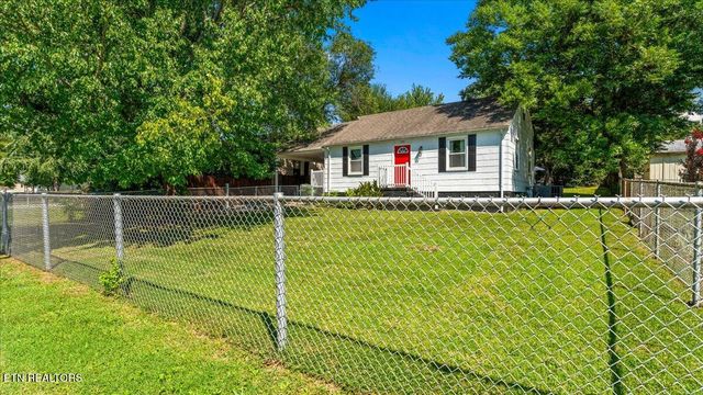 1714 Madison Ave, Maryville, TN 37804