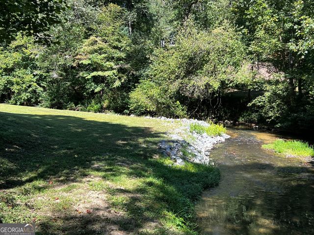 1319 Henry Evans Road, Ellijay, GA 30536