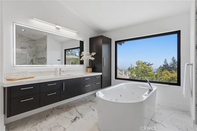9077 Reales Street, Alta Loma, CA 91737