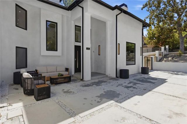 9077 Reales Street, Alta Loma, CA 91737