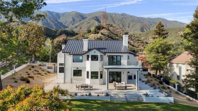 9077 Reales Street, Alta Loma, CA 91737