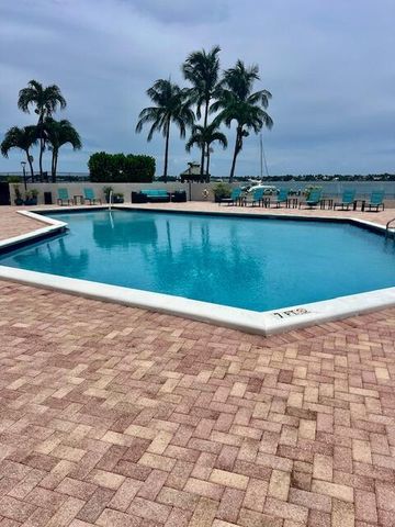 5200 N Flagler Drive 503, West Palm Beach, FL 33407