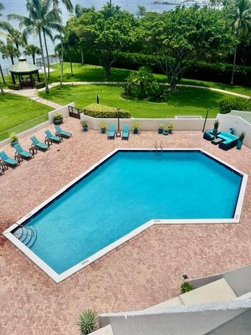 5200 N Flagler Drive 503, West Palm Beach, FL 33407