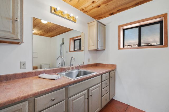 51 Old Forest Trail, Santa Fe, NM 87505