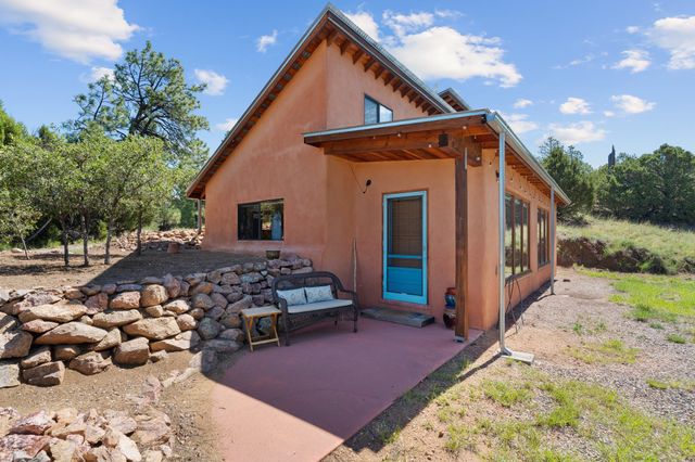 51 Old Forest Trail, Santa Fe, NM 87505
