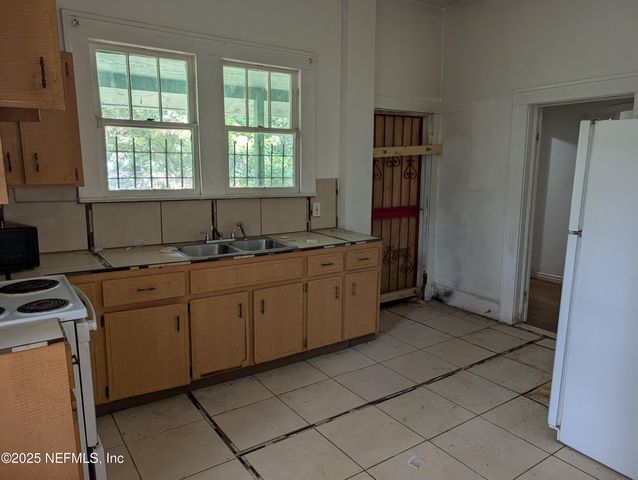 343 W 26TH Street, Jacksonville, FL 32206