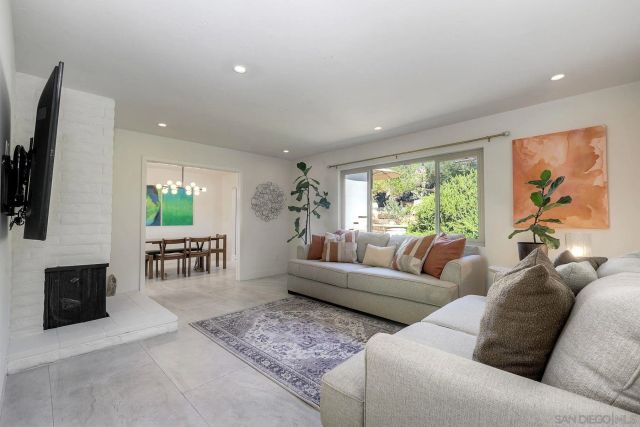 1591 Olive Hills, El Cajon, CA 92021