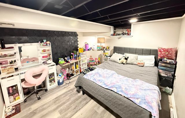 140 N Linda Street, Hobart, IN 46342