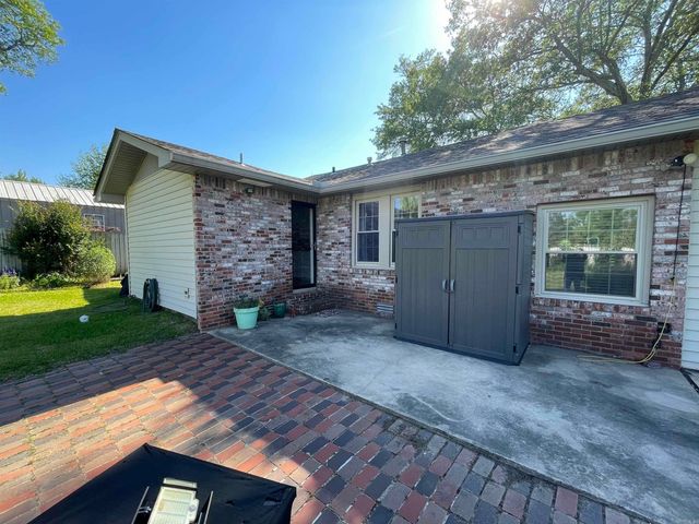 1715 Short S West Avenue, El Dorado, AR 71730