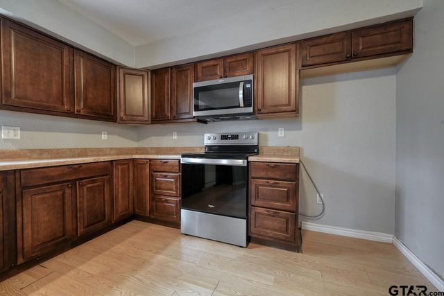 11852 FM 2710, Lindale, TX 75771