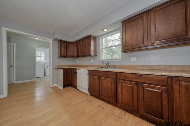 11852 FM 2710, Lindale, TX 75771