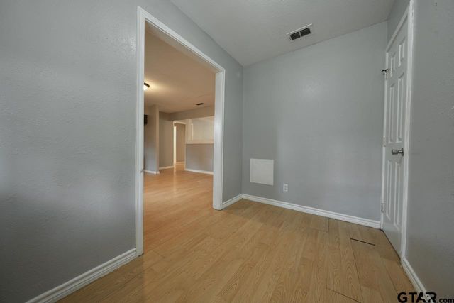 11852 FM 2710, Lindale, TX 75771