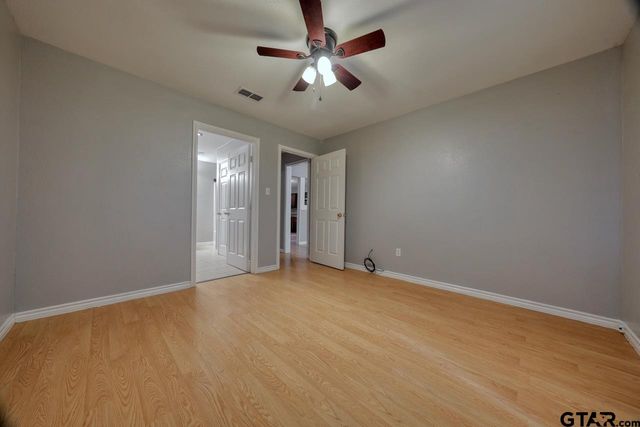 11852 FM 2710, Lindale, TX 75771