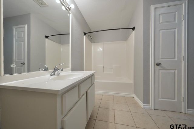 11852 FM 2710, Lindale, TX 75771