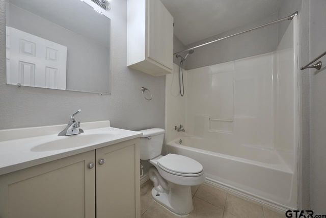 11852 FM 2710, Lindale, TX 75771