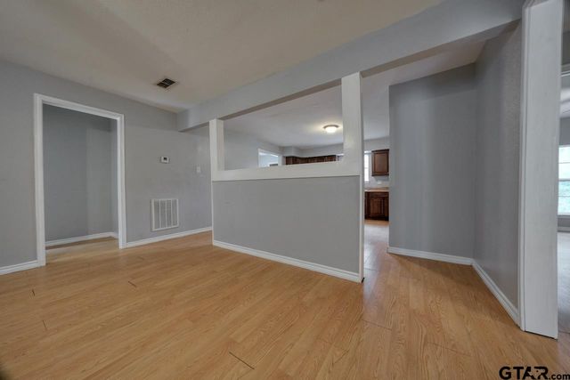 11852 FM 2710, Lindale, TX 75771