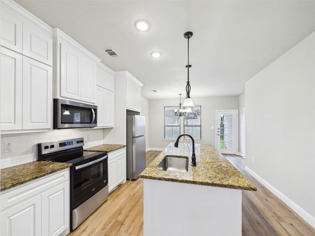 4405 Chickasaw Avenue, Fort Worth, TX 76119