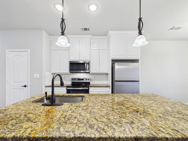 4405 Chickasaw Avenue, Fort Worth, TX 76119