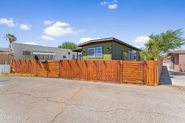 723 W Avenue I Spc C41, Lancaster, CA 93534