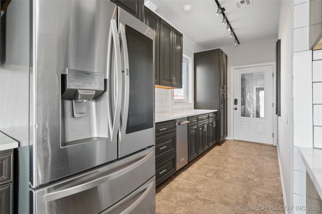 335 Travertine, Ardmore, OK 73401