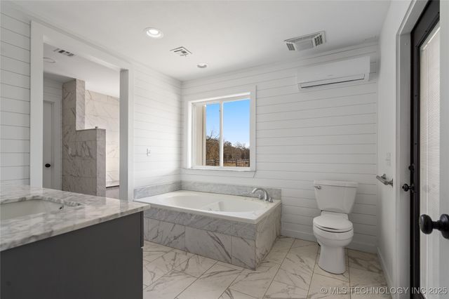 335 Travertine, Ardmore, OK 73401